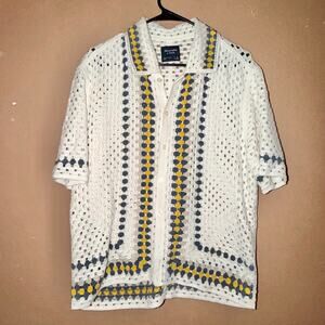 Abercrombie & Fitch Men's Crotchet Button Down Short Sleeve Shirt - Size Small
